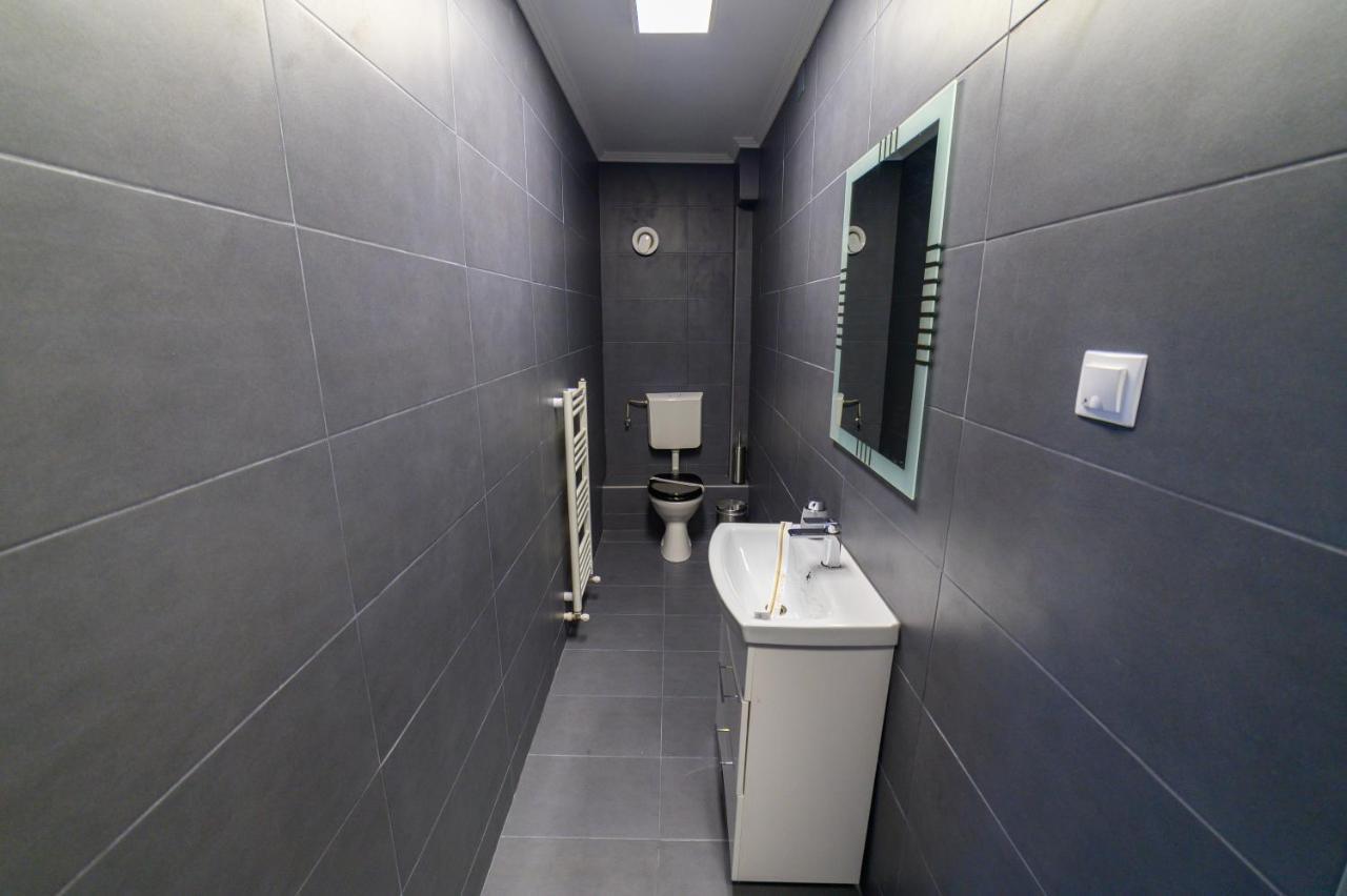 Апартаменты Aviator Apartament - Business Class Confort - Luxury Дева Экстерьер фото